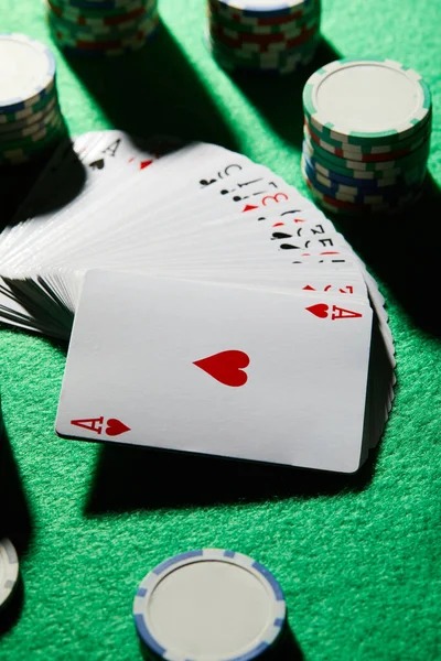 Mobile app interface showing live table selection